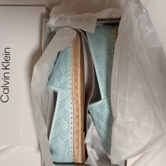 New Lt blue Calvin Klein espadrilles 9 - Picture 6 of 8